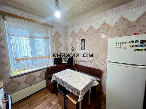 квартира по адресу Драгоманова ул., 9