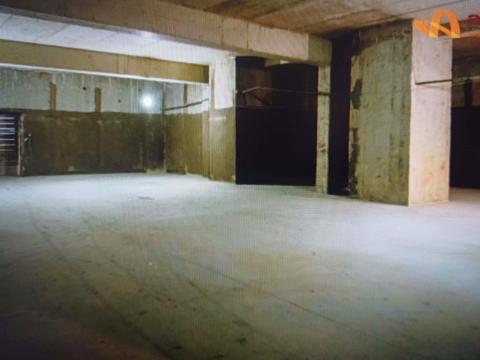 комерційна за адресою Євгена Коновальця вул., 14ж