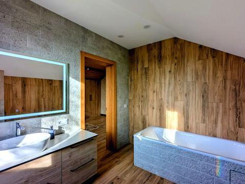 будинок за адресою Вишнева, 47