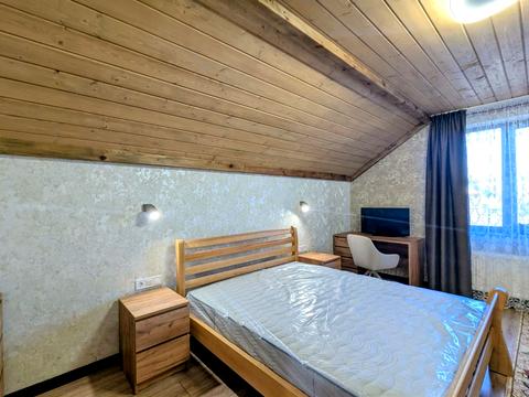 будинок за адресою Вишнева, 47