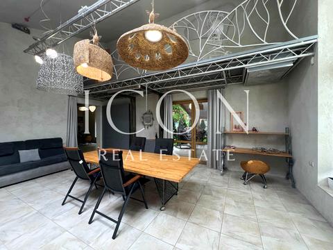 будинок за адресою Богатирська вул., 32-А