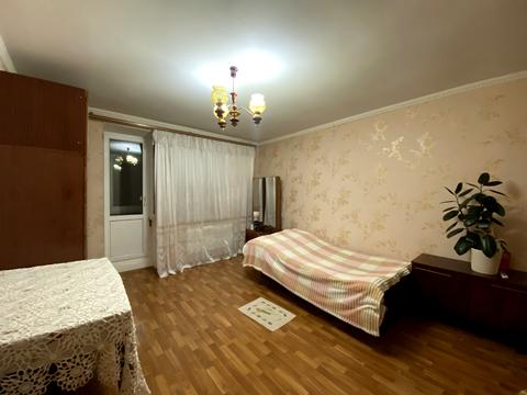 квартира за адресою Дніпровська вул., 13