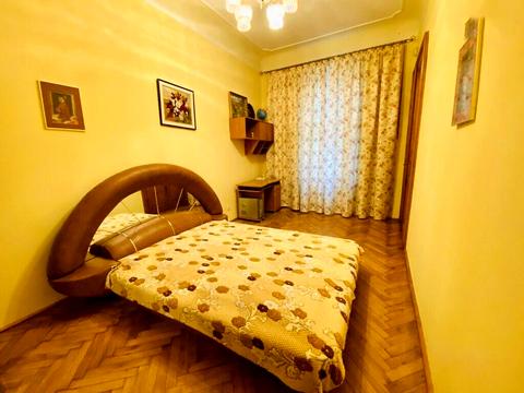 квартира за адресою Омеляна Поповича вул., 17