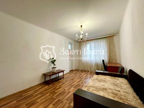 квартира за адресою Драгоманова вул., 6/1