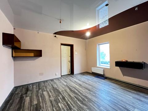 комерційна за адресою Івана Мазепи вул. (Щорса), 7