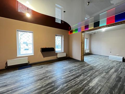 комерційна за адресою Івана Мазепи вул. (Щорса), 7