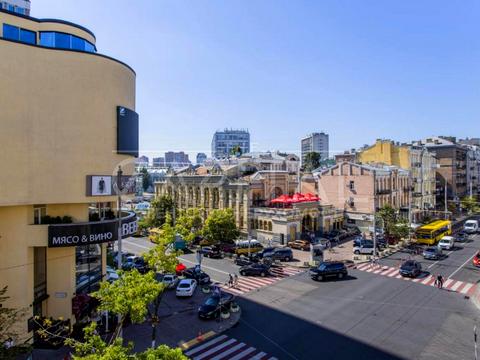 квартира за адресою Шота Руставелі вул., 14