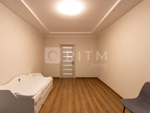 квартира по адресу Александра Довженко ул., 37