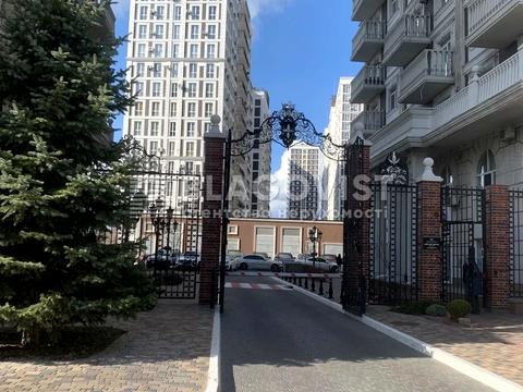 квартира по адресу Михаила Максимовича ул. (Трутенко Онуфрия), 28-Е