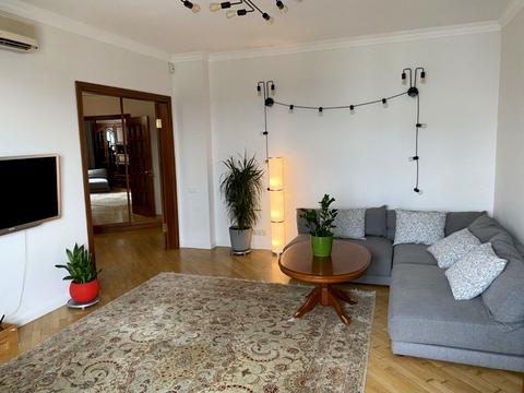 квартира по адресу Лескова ул., 1-А