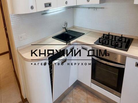 квартира за адресою Князів Острозьких вул. (Московська), 37/2