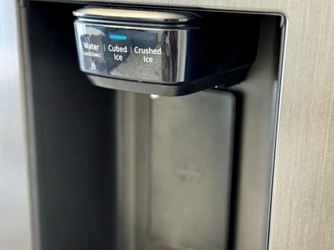 дом по адресу Апрельская ул., 2