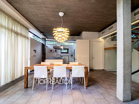 будинок за адресою Білої Акації вул., 20