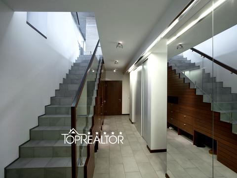 будинок за адресою Білої Акації вул., 20