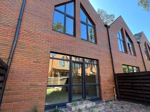 будинок за адресою Лісова вул., 4