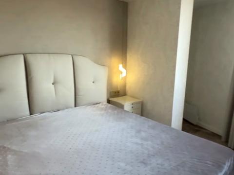 квартира за адресою Анни Ахматової вул., 46