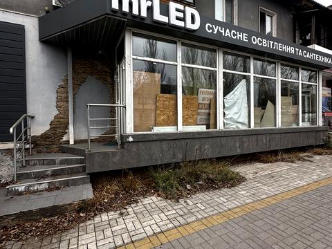 комерційна за адресою Перемоги, 7