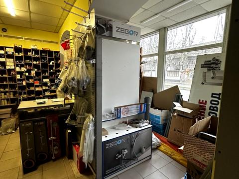 комерційна за адресою Перемоги, 7