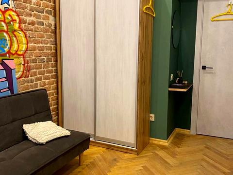 квартира за адресою Олександра Кониського вул. (), 3