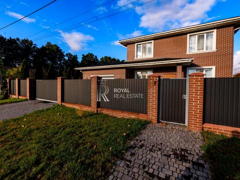 будинок за адресою Молодіжна вул.