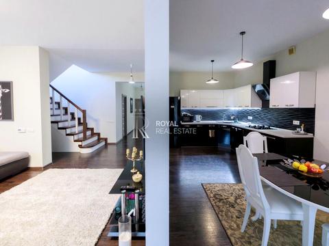 будинок за адресою Молодіжна вул.