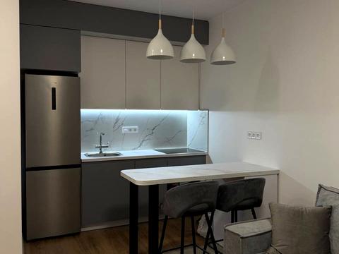 квартира за адресою Салютна вул., 2к18