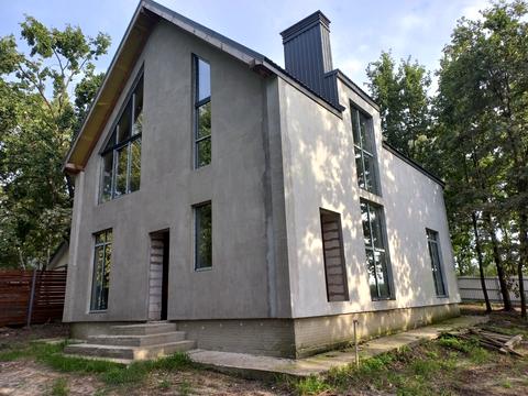 дом по адресу Молодіжна ул., 12