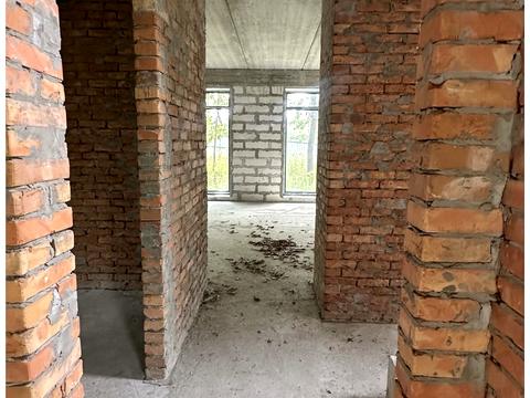 дом по адресу Молодіжна ул., 12