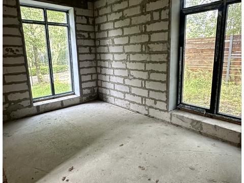 дом по адресу Молодіжна ул., 12