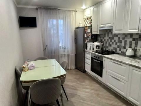 квартира за адресою Заболотного вул., 11