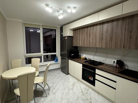 квартира за адресою Степана Бандери вул., 15