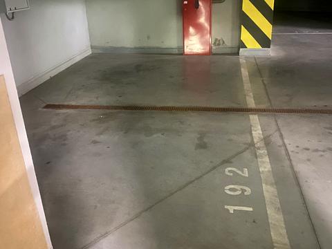 паркоместо по адресу Иоанна Павла II ул. (Лумумбы Патриса), 6/1