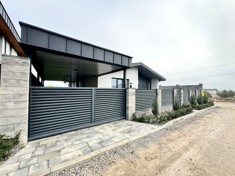 будинок за адресою Вишнева вул.