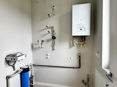 будинок за адресою Вишнева вул.