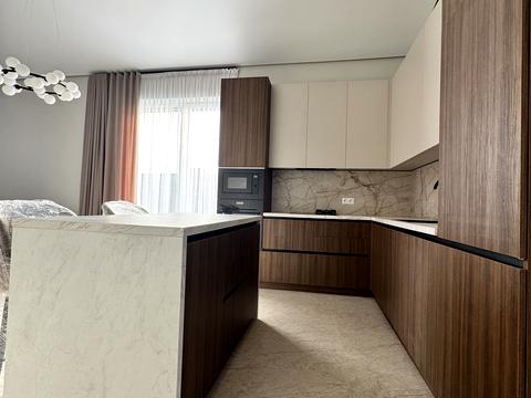 будинок за адресою Вишнева вул.