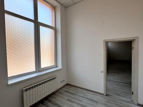 комерційна за адресою Глибочицька вул., 17