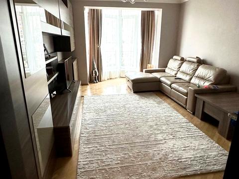 квартира за адресою Бориса Антоненка-Давидовича вул., 8а