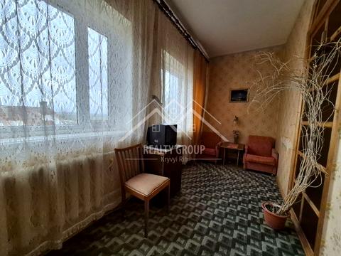 будинок за адресою с. Новоіванівка, Родини Харченків, 70