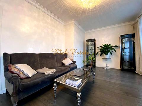 квартира за адресою Трьохсвятительська вул., 9