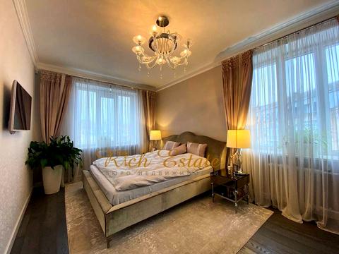 квартира за адресою Трьохсвятительська вул., 9