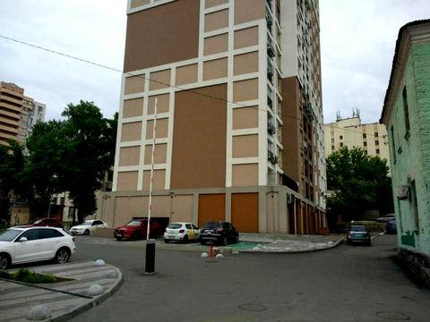 комерційна за адресою Валерія Лобановського просп., 144