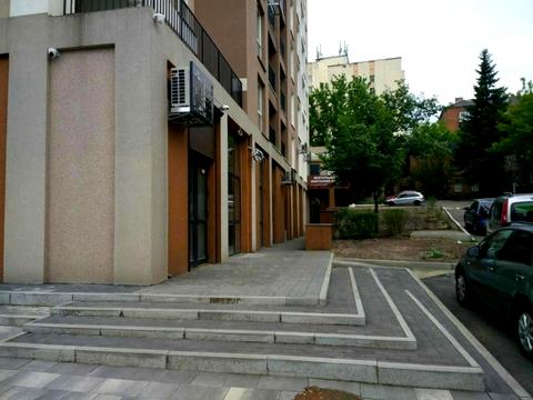 комерційна за адресою Валерія Лобановського просп., 144