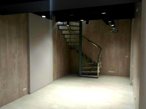 комерційна за адресою Валерія Лобановського просп., 144