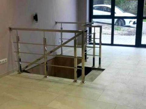 комерційна за адресою Валерія Лобановського просп., 144