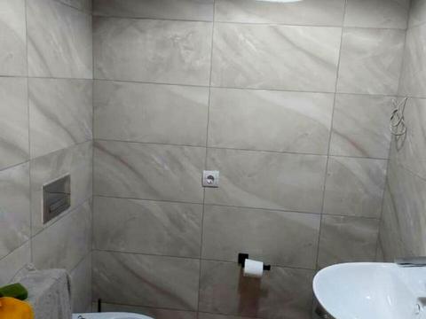 комерційна за адресою Валерія Лобановського просп., 144