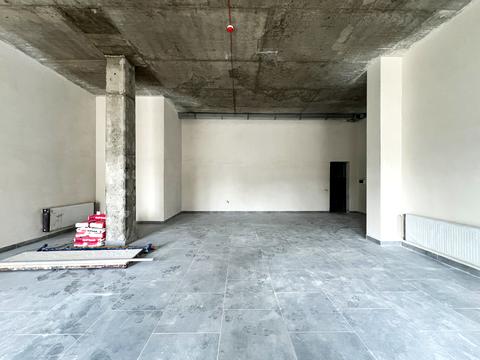 коммерческая по адресу Возрождения просп., 32 