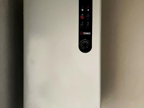 коммерческая по адресу Возрождения просп., 32 