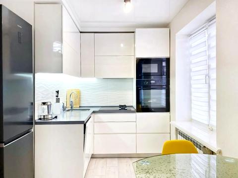 квартира за адресою житловий масив Тополя-1 вул., 2