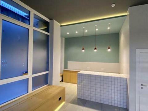 комерційна за адресою Деміївська вул., 13