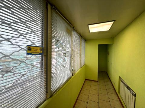 комерційна за адресою Оболонська вул., 7